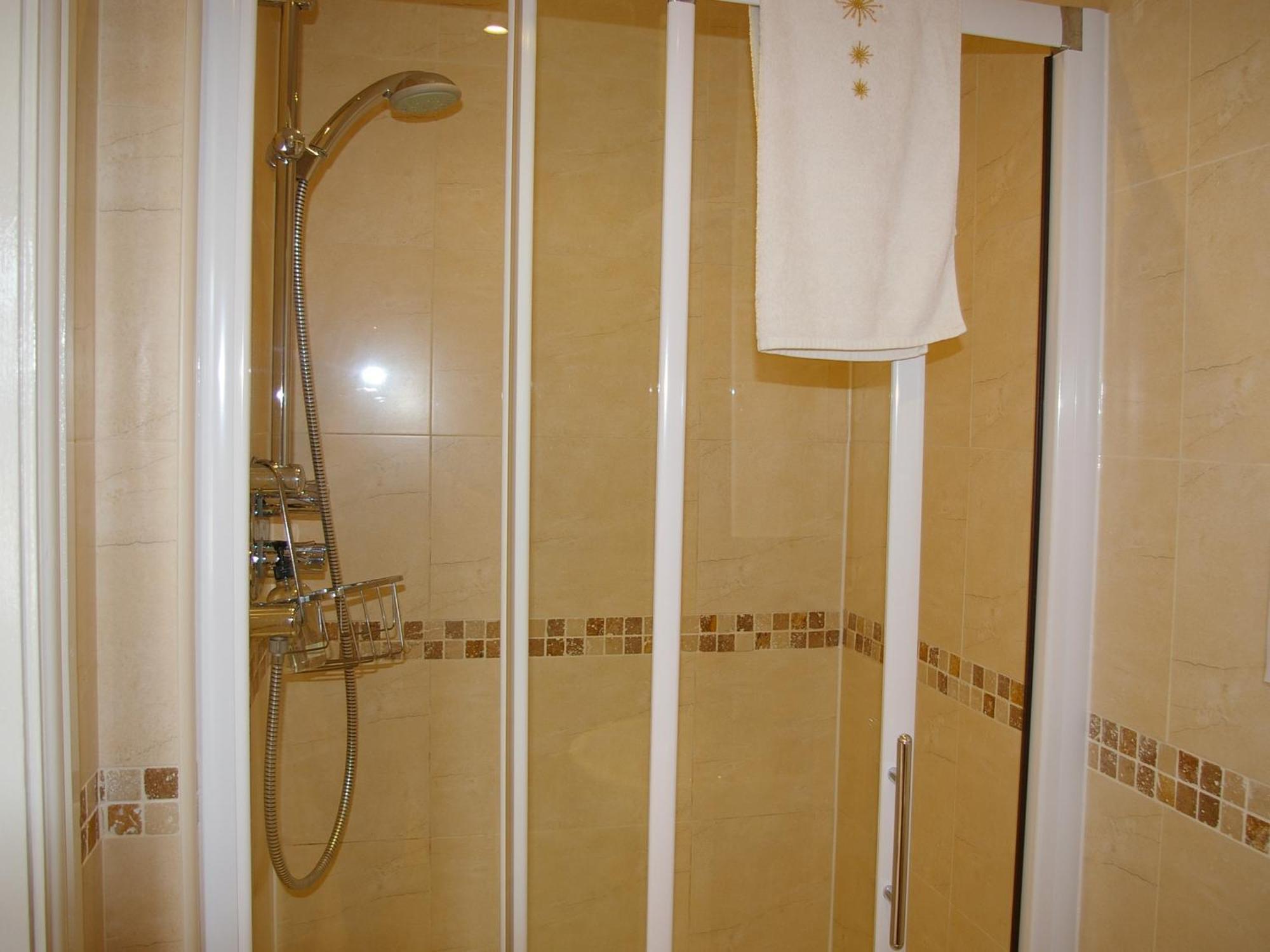 The Grange 4* Normanton (West Yorkshire)